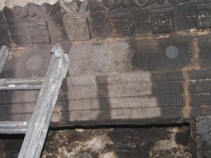 essais sur le linteau de la cheminée