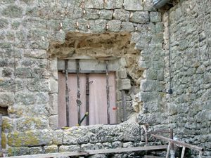 porte-140-en-cours-d-ouverture.JPG
