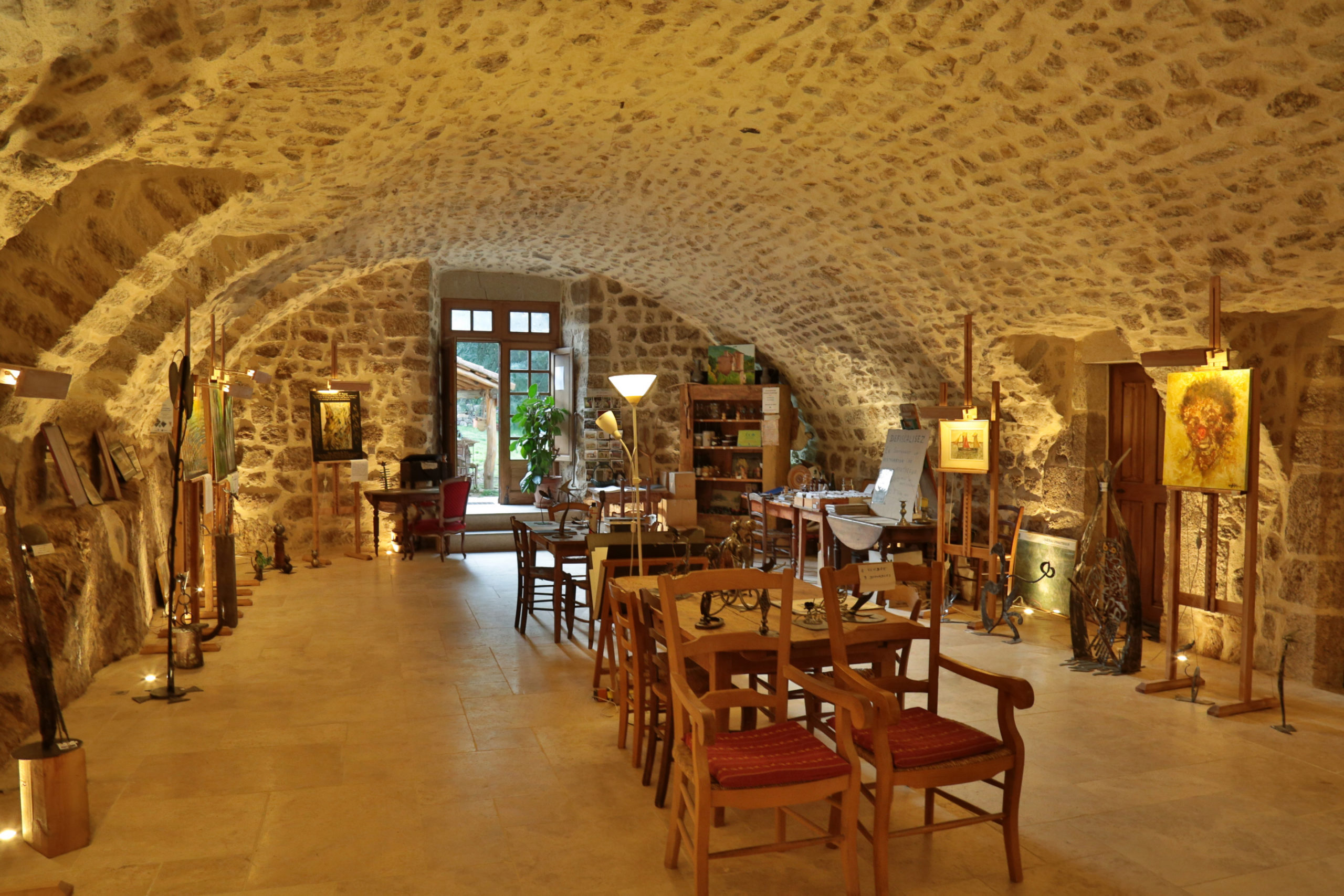 Salle d'exposition Salle d'exposition