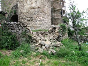 Reconstruction d’une muraille en pierre sèche