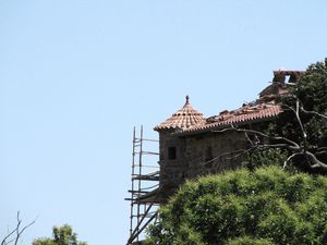 La 4ème et dernière échauguette du château est terminée!